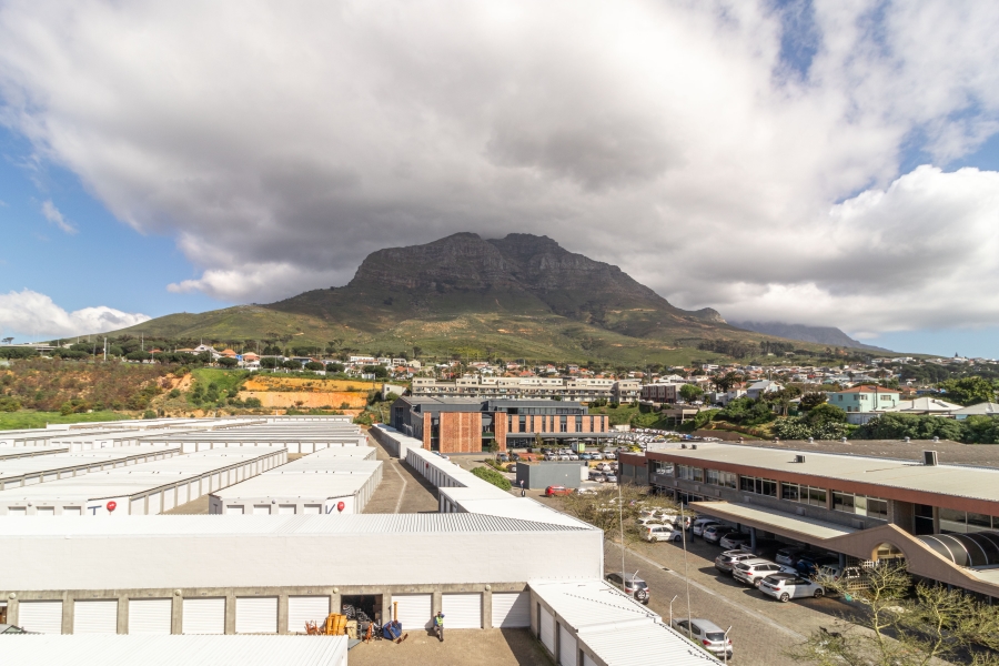 To Let 1 Bedroom Property for Rent in Woodstock Western Cape